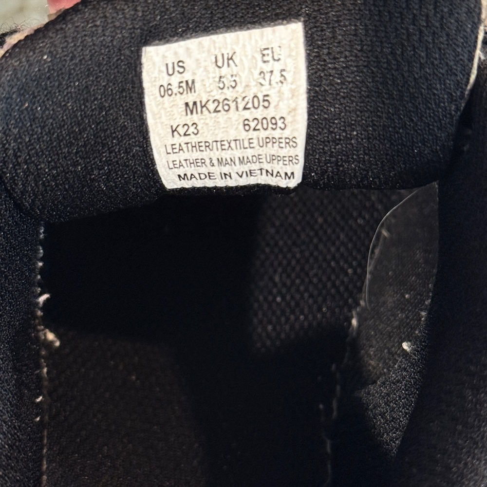 Kids MERRELL Moab hiking shoes- Size 6.5 - Picture 11 of 11